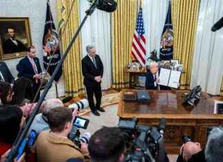 Trump’s Funding Pause Creates Chaos for States and Health Industry trumps-funding-pause-creates-chaos-for-states-and-health-ndustry