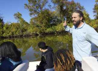 Scientists Analyzing Waste to Help DC’s Forgotten River scientists-analyzing-waste-to-help-dcs-forgotten-river